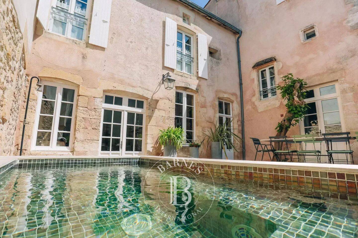 Maison 8 pièces 189 m² · à Saint-Martin-de-Ré · 189 m² · 1 995 000 €