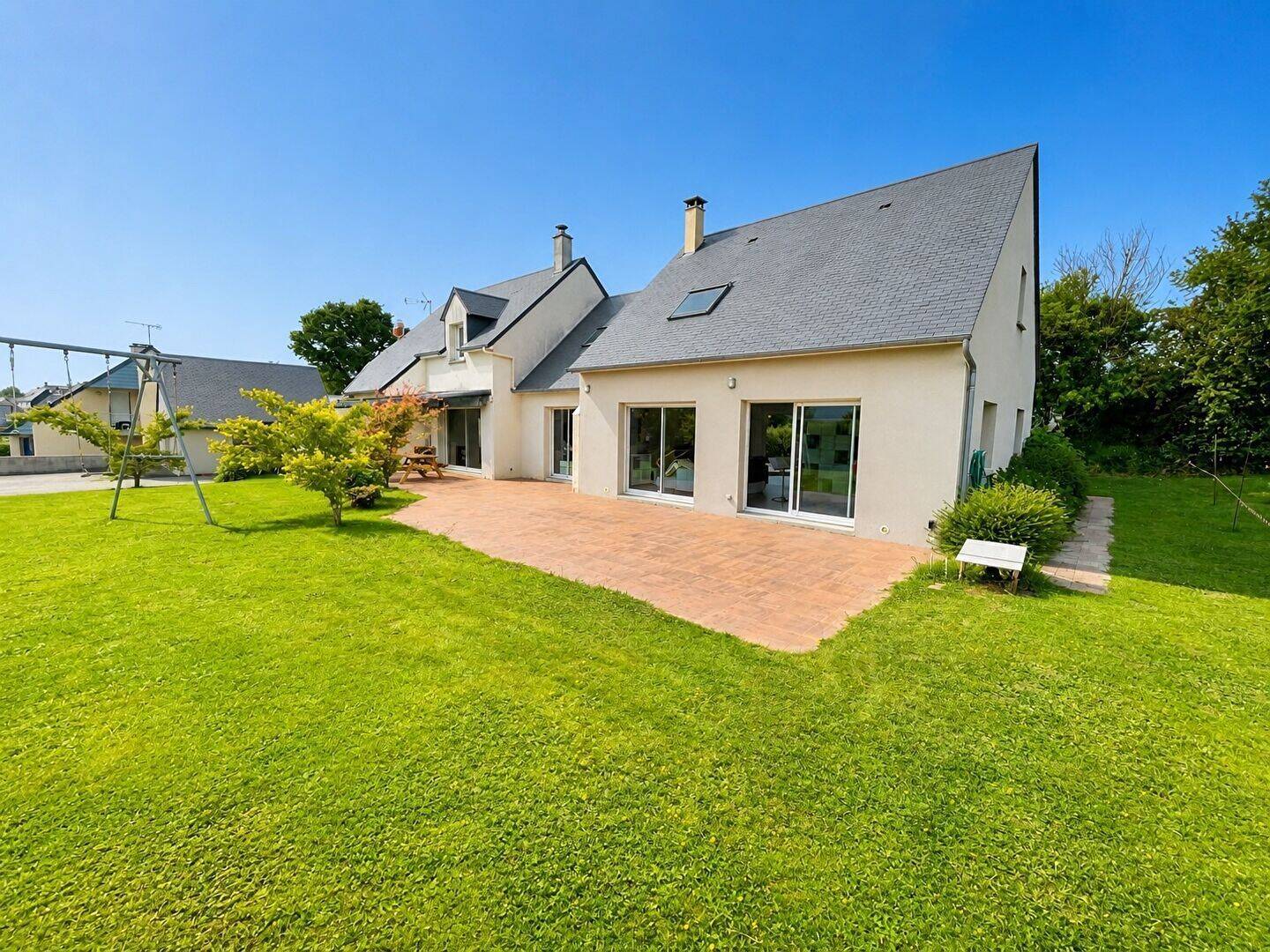 Maison 9 pièces 224 m² · à Saint-Pair-sur-Mer · 224 m² · 575 500 €