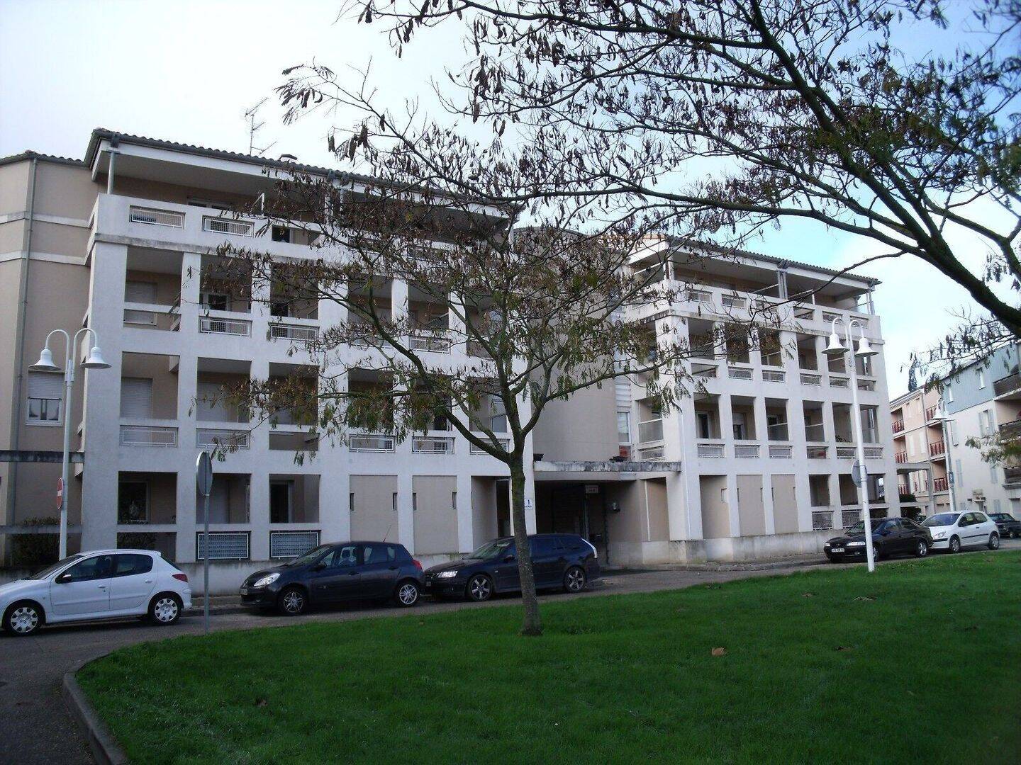 Appartement 4 pièces 91 m² · à Rochefort · 91 m² · 860 €