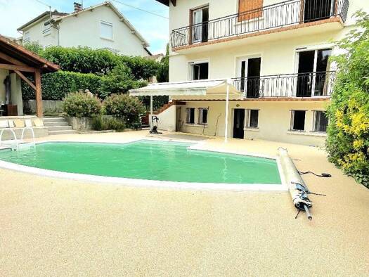 Maison à vendre 310 000 € 8 pièces 6 chambres 179,4 m² 564 m² de terrain Ouest Belley 01300