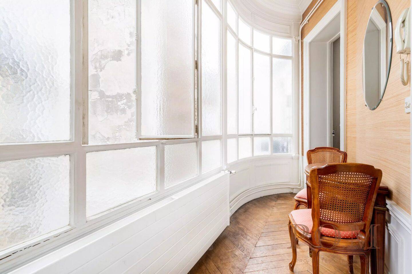 Appartement 3 pièces 70 m² · à Paris 8ème Arrondissement · 70 m² · 995 000 €