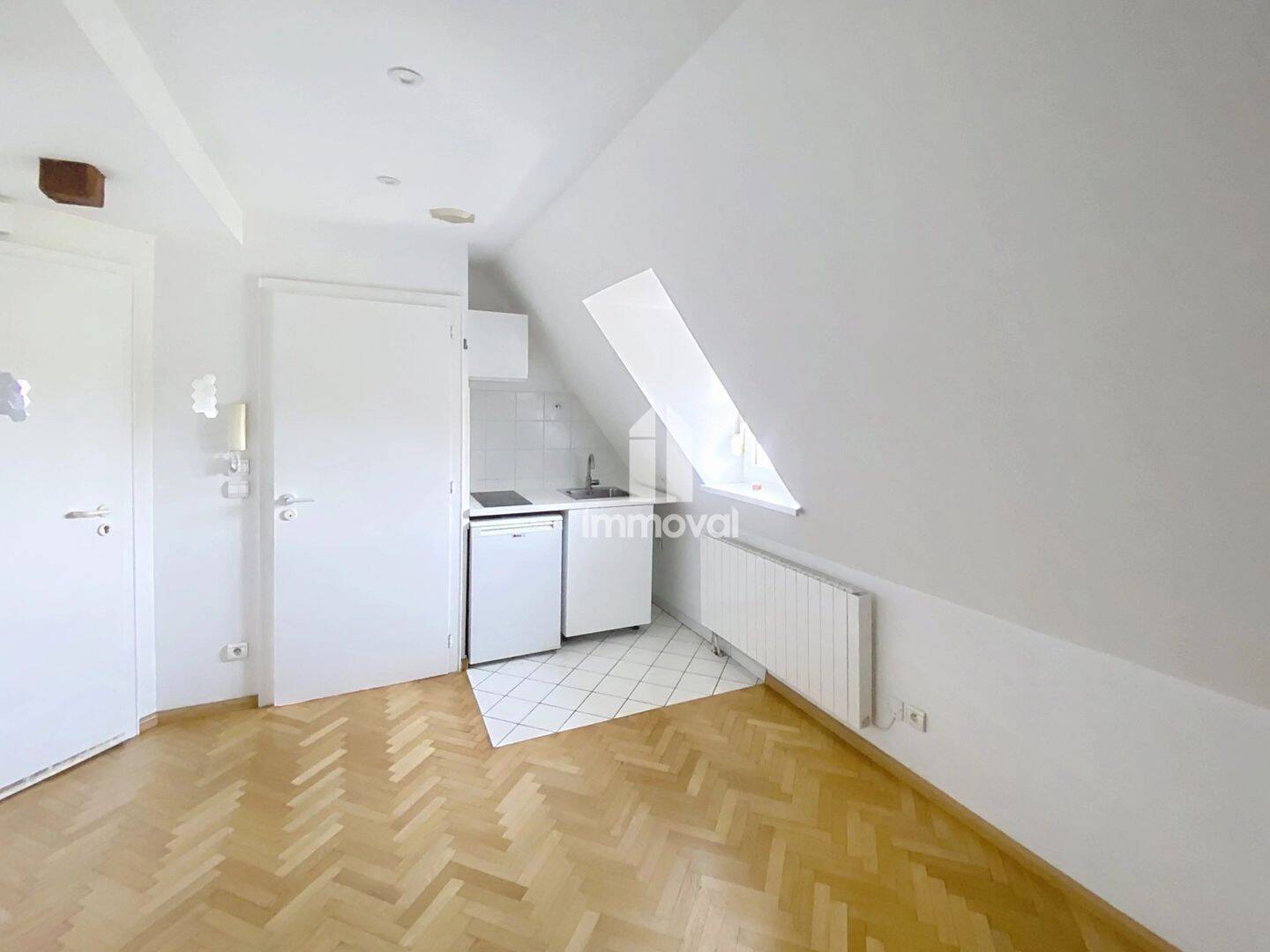 Appartement 1 pièce 12 m² · à Strasbourg · 11,8 m² · 503 €