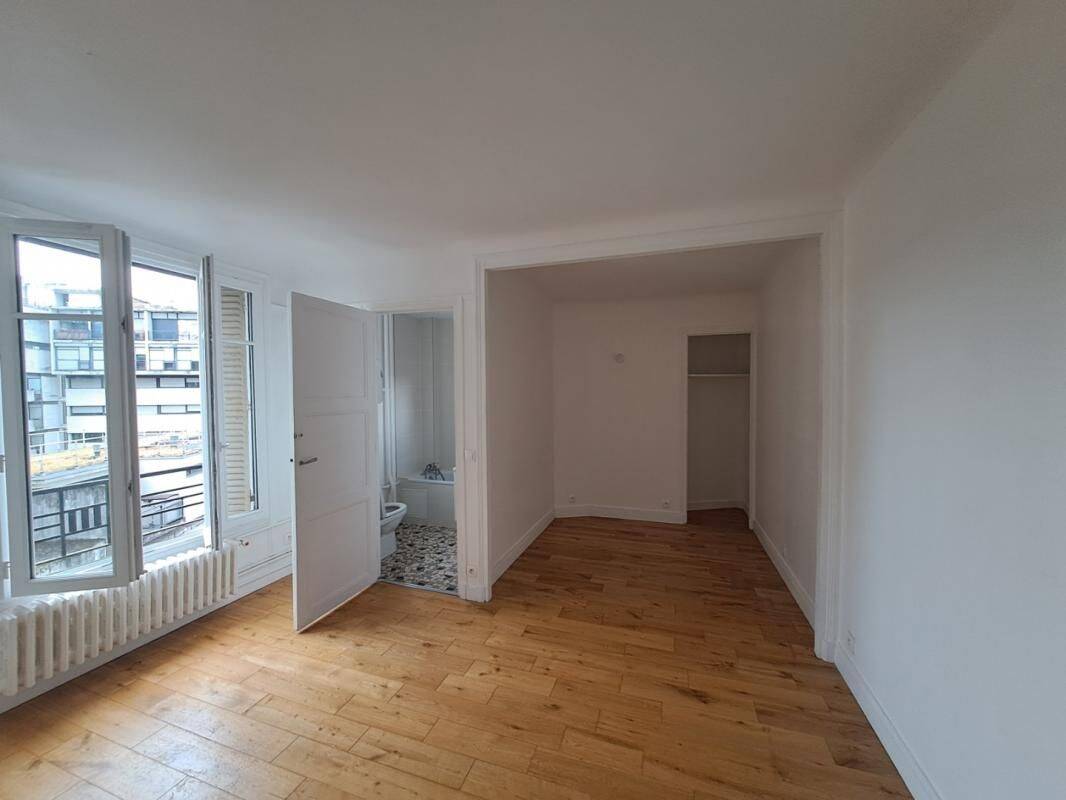 Appartement 1 pièce 26 m² · à Paris 14ème Arrondissement · 26 m² · 1 040 €/mois