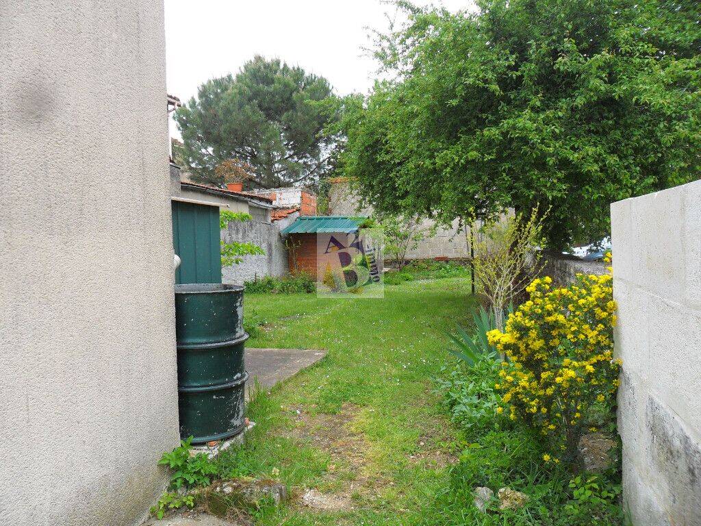 Appartement 2 pièces 57 m² · à Angoulême · 57 m² · 652 €