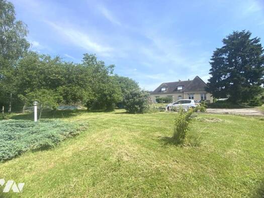 Maison à vendre 398 000 € 8 pièces 3 chambres 276 m² 15 400 m² de terrain Semblançay 37360