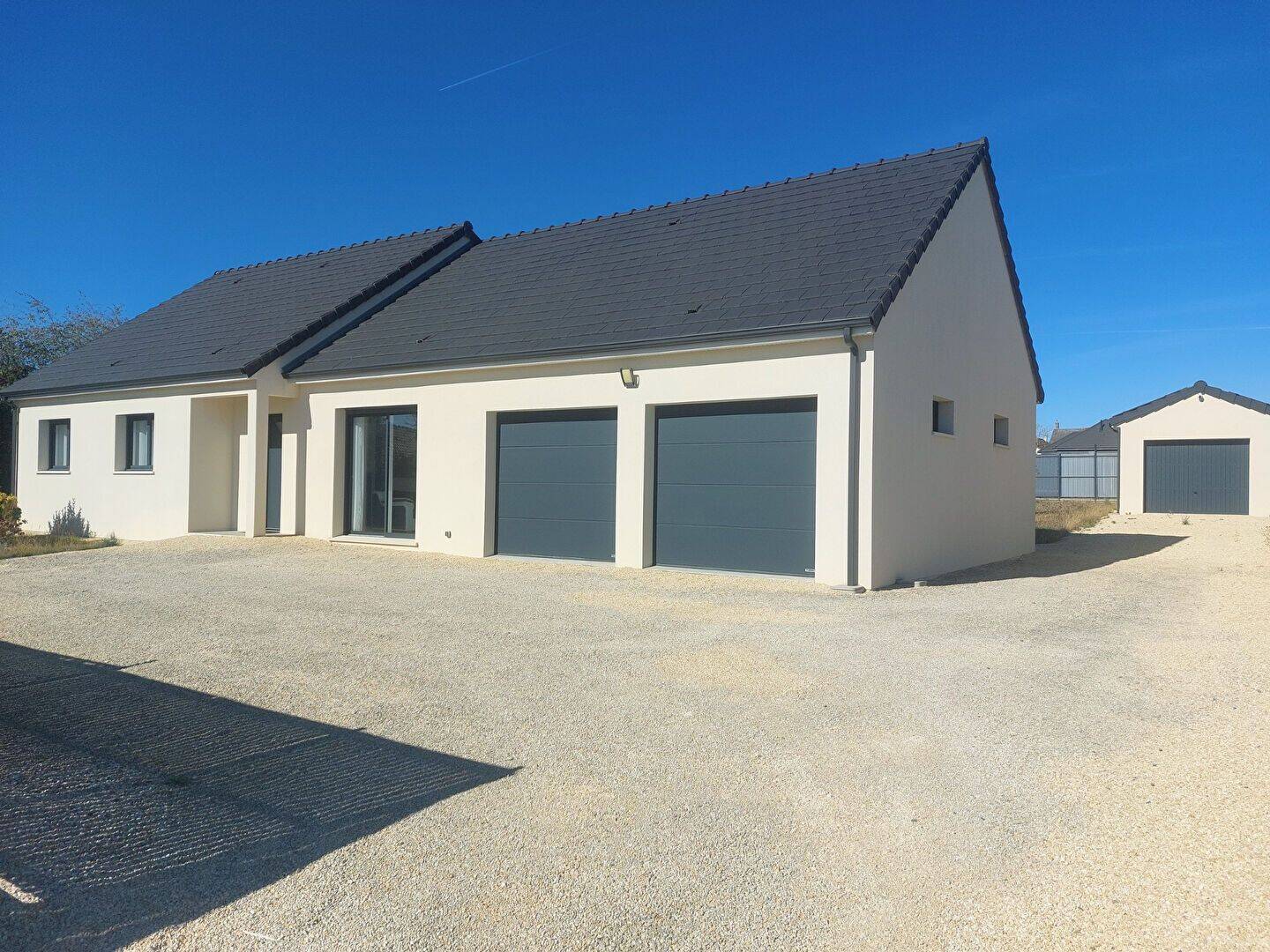 Maison 4 pièces 111 m² · à Vasselay · 111,4 m² · 285 000 €