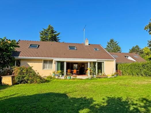 Maison à vendre 550 000 € 7 pièces 4 chambres 150 m² 580 m² de terrain Feucherolles 78810