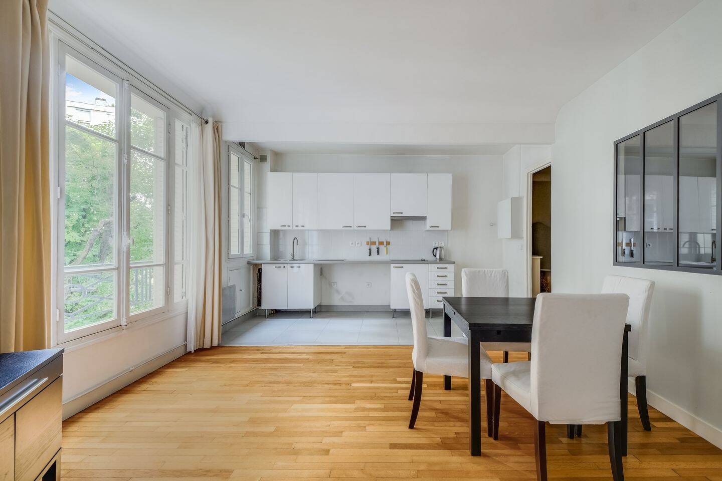 Appartement 2 pièces 48 m² · à Paris 17ème Arrondissement · 47,6 m² · 470 000 €