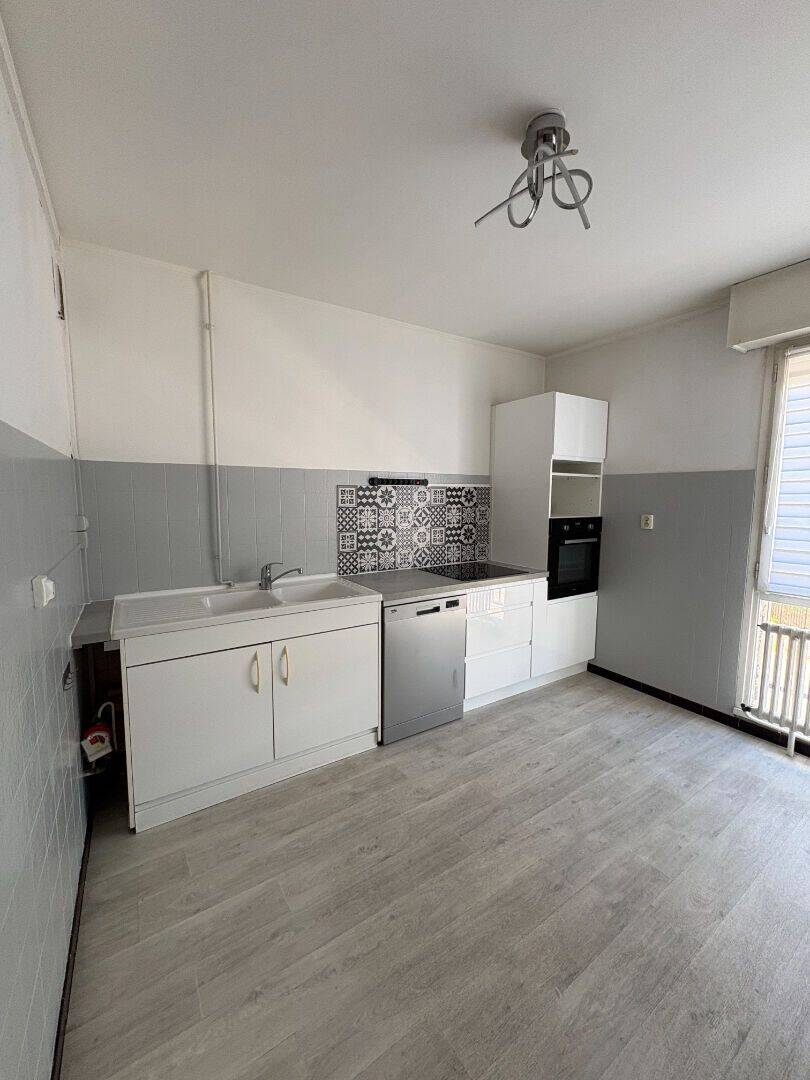 Appartement 3 pièces 75 m² · à Metz · 75 m² · 796 €/mois