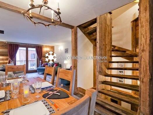 Chalet à vendre 1 980 000 € 5 pièces 4 chambres 117,6 m² Saint-Bon-Tarentaise 73120
