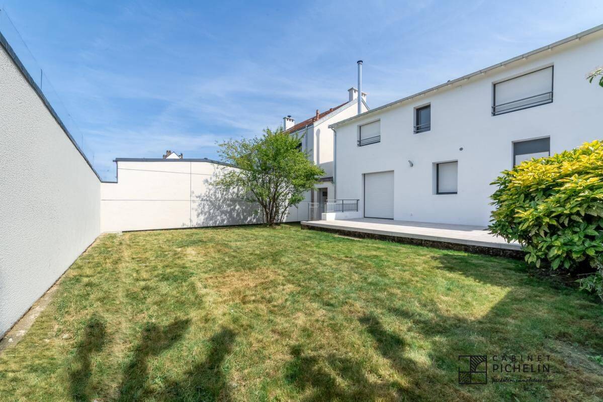Maison 6 pièces 102 m² · à Nantes · 102 m² · 1 880 €