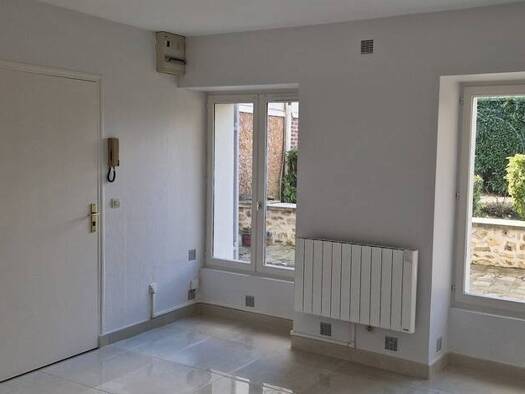 Studio à louer 830 € 1 pièce 33 m² RDC Piscop 95350