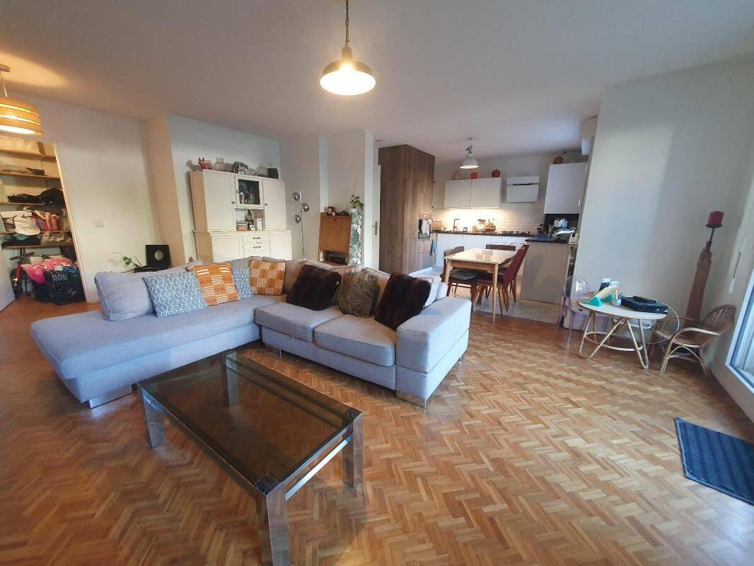 Appartement 3 pièces 77 m² · à Villeurbanne · 77 m² · 1 350 €/mois