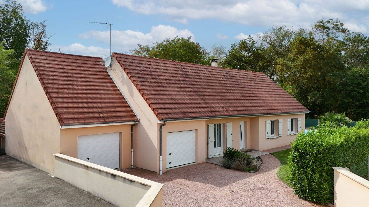 Maison 4 pièces 109 m² · à Trévol · 109 m² · 275 000 €