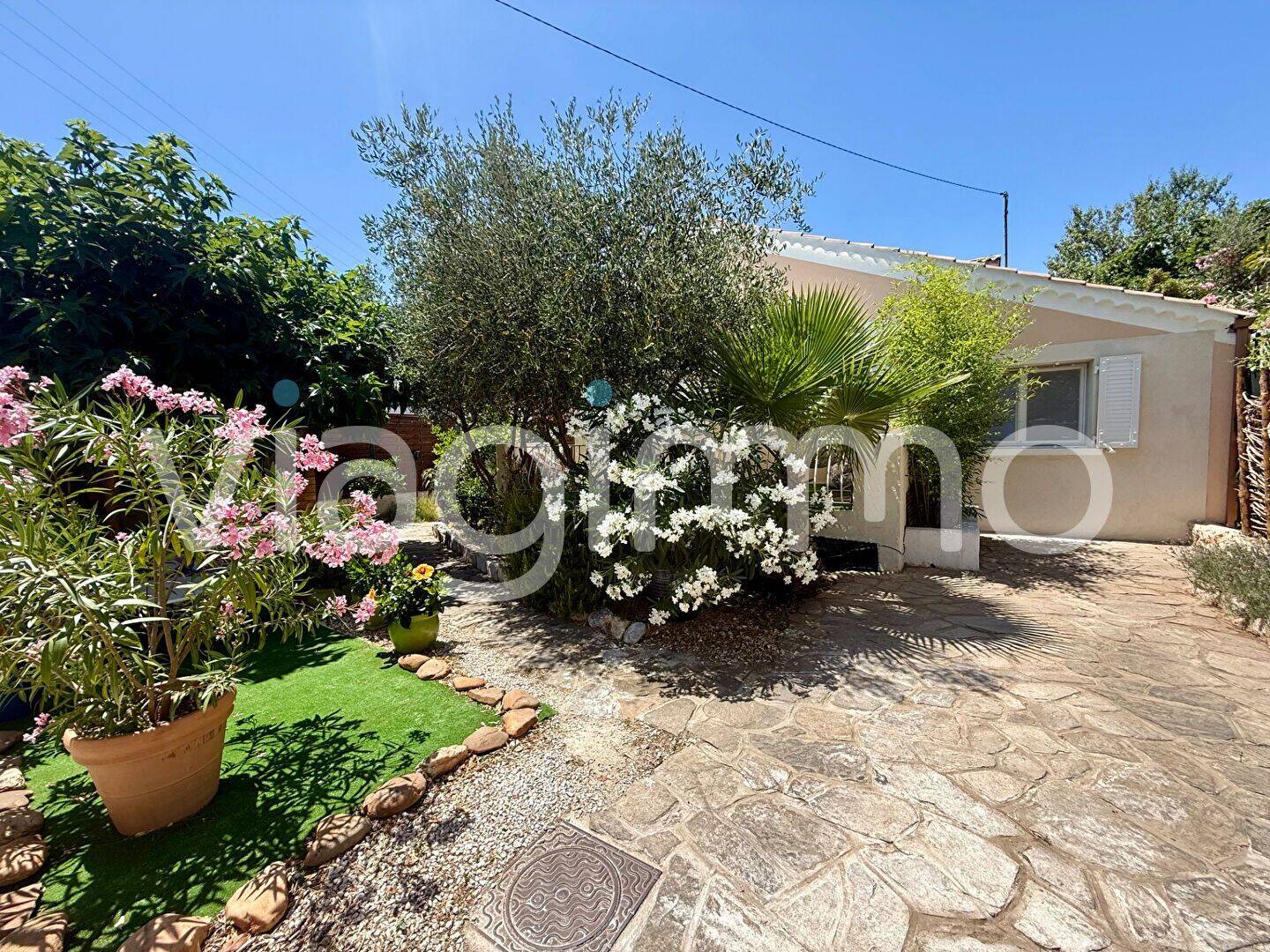 Maison 3 pièces 100 m² · à Toulon · 100 m² · 110 000 €