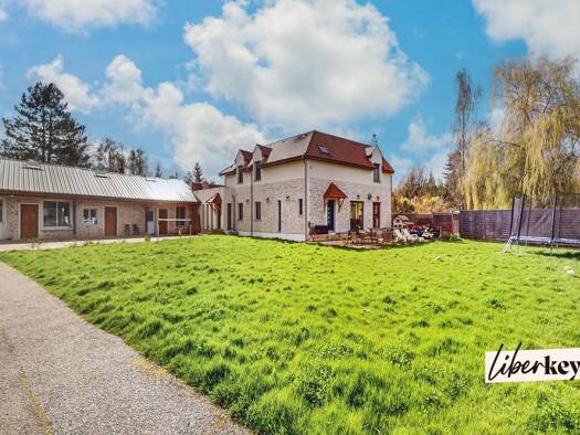 Maison à vendre 1 299 900 € 13 pièces 12 chambres 335 m² 2 250 m² de terrain Saint-Léger-en-Yvelines 78610