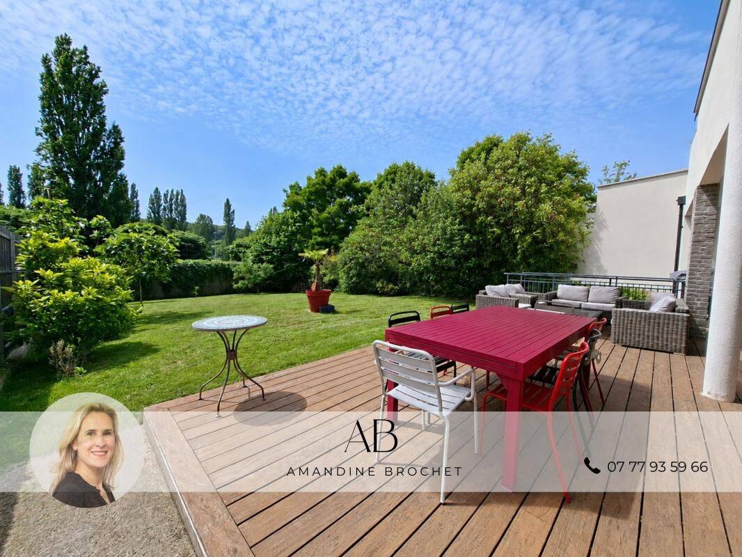 Maison 8 pièces 215 m² · à Marnes-la-Coquette · 215 m² · 1 430 000 €