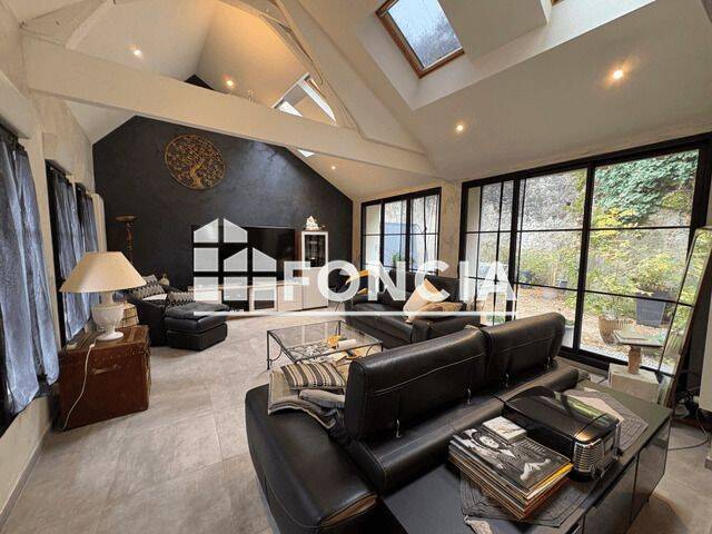 Maison 5 pièces 156 m² · à Monts · 156 m² · 299 500 €