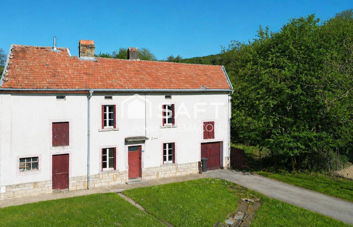 Maison 7 pièces 110 m² · à Verneuil-Petit · 110 m² · 138 000 €