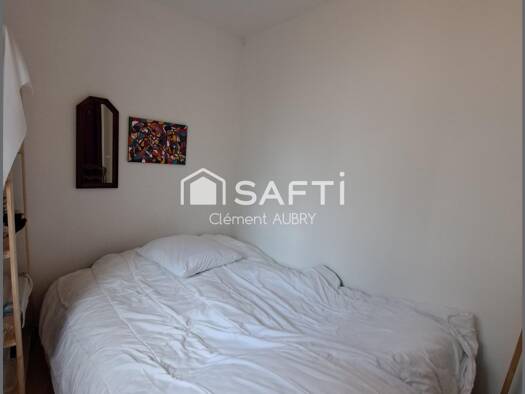 Immeuble à vendre 74 990 € 50 m² Centre et Ecarts Évron 53600