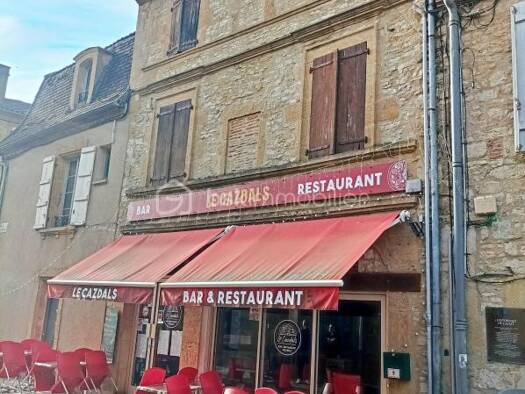 Immeuble à vendre 129 000 € 266 m² Cazals 46250