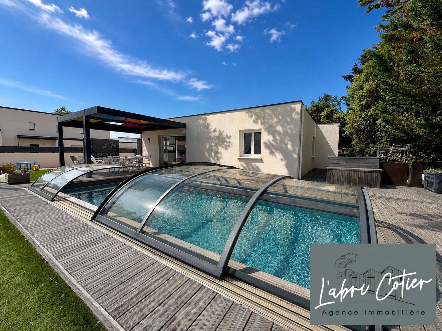 Maison 5 pièces 91 m² · à Saint-Jean-de-Monts · 90,7 m² · 422 200 €
