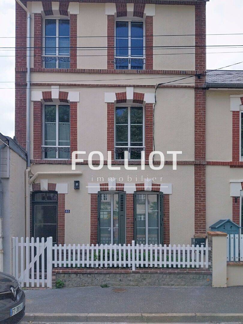 Maison 5 pièces 90 m² · à Dives-sur-Mer · 90 m² · 376 900 €