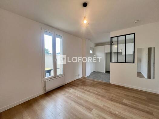 Maison à louer 999 € 2 pièces 1 chambre 40 m² 90 m² de terrain Val Notre Dame-Ambroise Thomas Argenteuil 95100