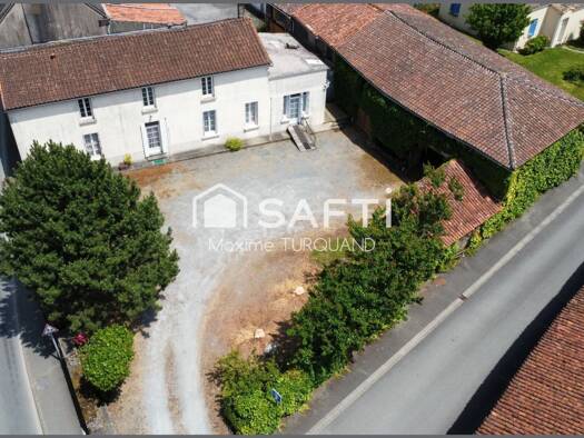 Maison à vendre 146 500 € 5 pièces 2 chambres 109 m² 876 m² de terrain Saint-Pierre-du-Chemin 85120