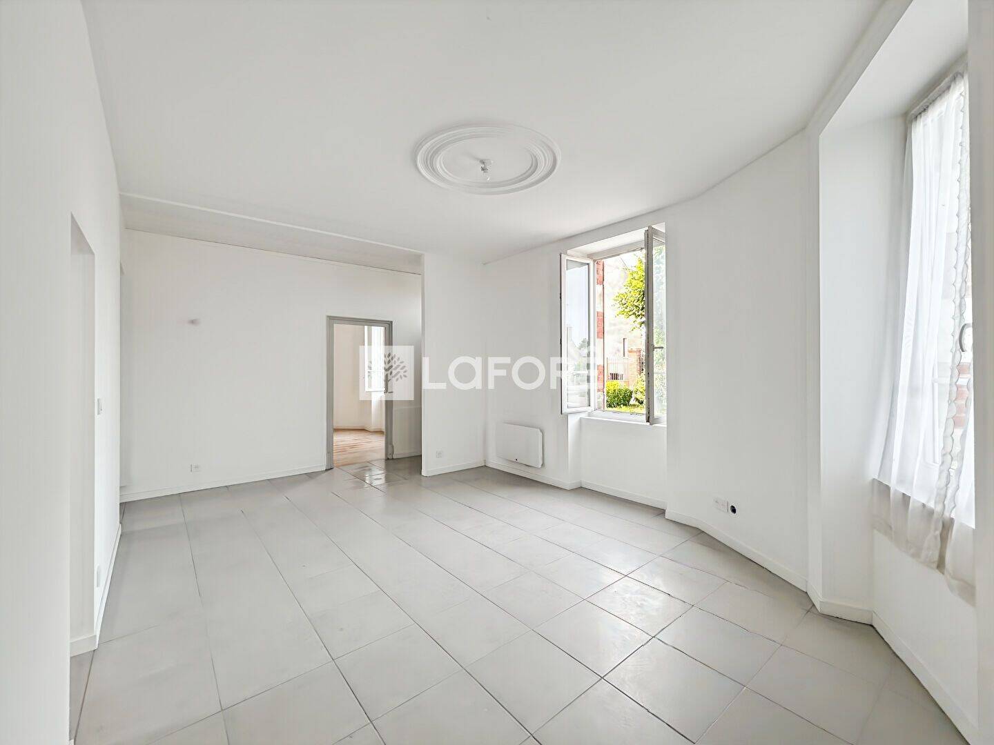 Appartement 3 pièces 70 m² · à Beaune-la-Rolande · 70 m² · 700 €
