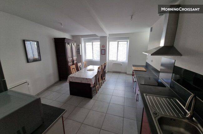 Maison 1 pièce 89 m² · à Lys-Haut-Layon · 89 m² · 2 160 €