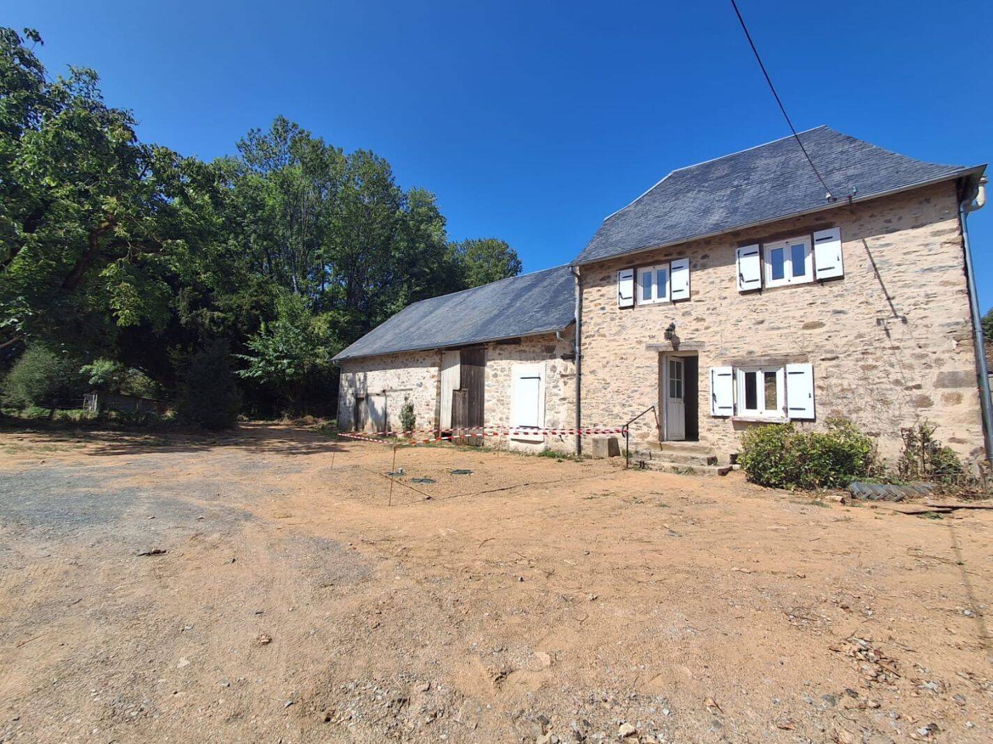 Maison 4 pièces 84 m² · à Saint-Méard · 83,9 m² · 950 €/mois