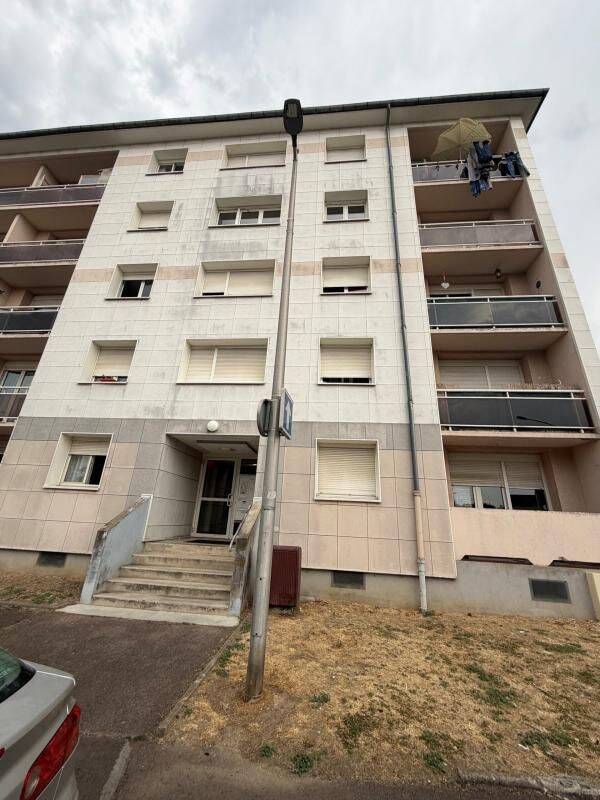 Appartement 4 pièces 78 m² · à La Chapelle-Saint-Luc · 78 m² · 562 €