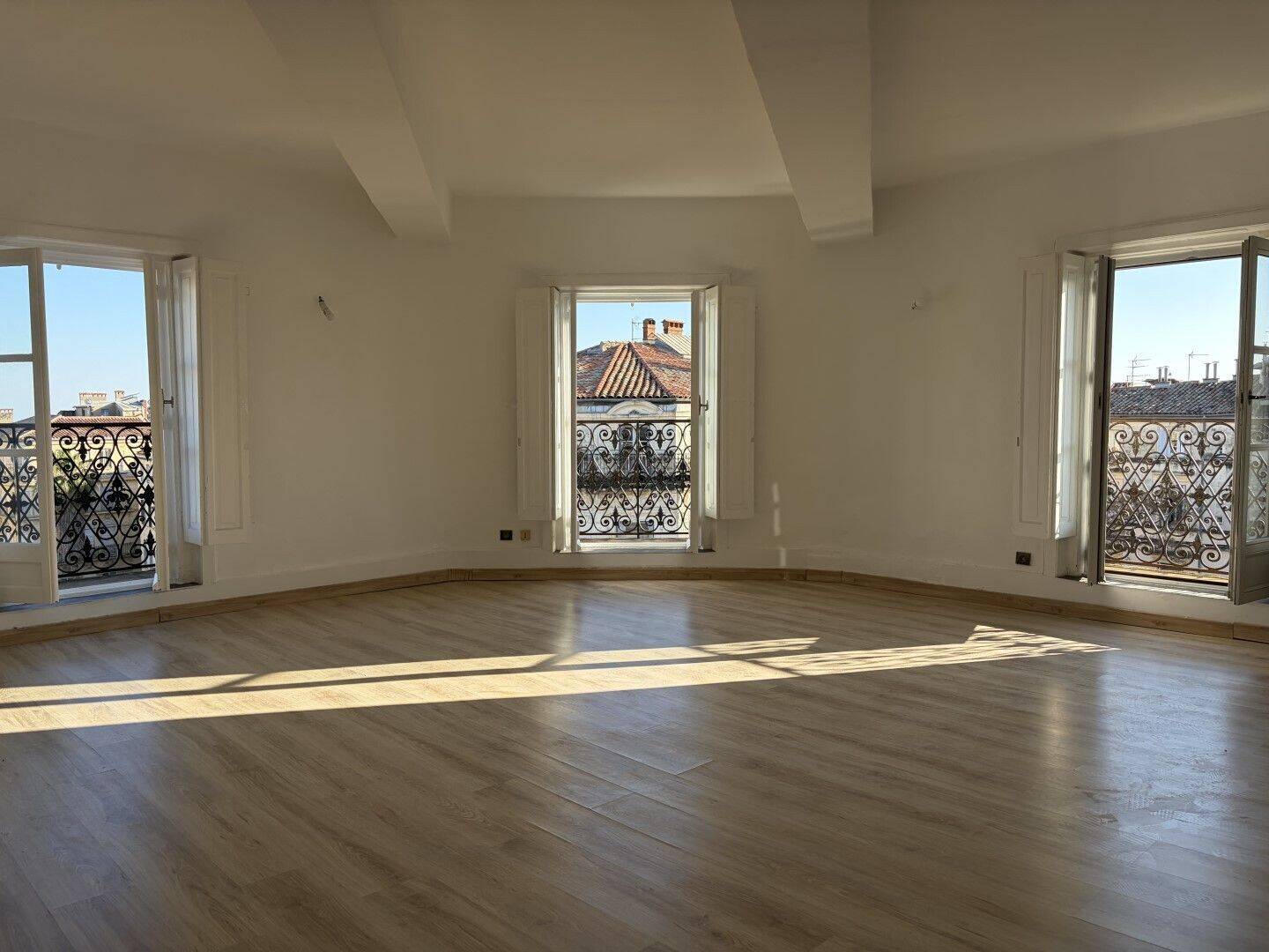 4 pièces 163 m² · à Montpellier · 163,3 m² · 2 227 €/mois