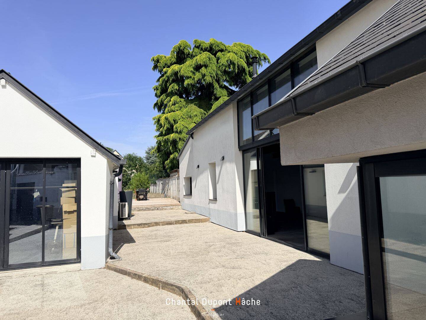 Maison 7 pièces 226 m² · à Chartres · 226 m² · 572 000 €