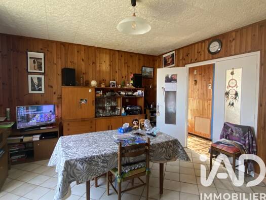 Maison de plain-pied à vendre 248 750 € 5 pièces 2 chambres 79,2 m² 512 m² de terrain Salles-sur-Mer 17220