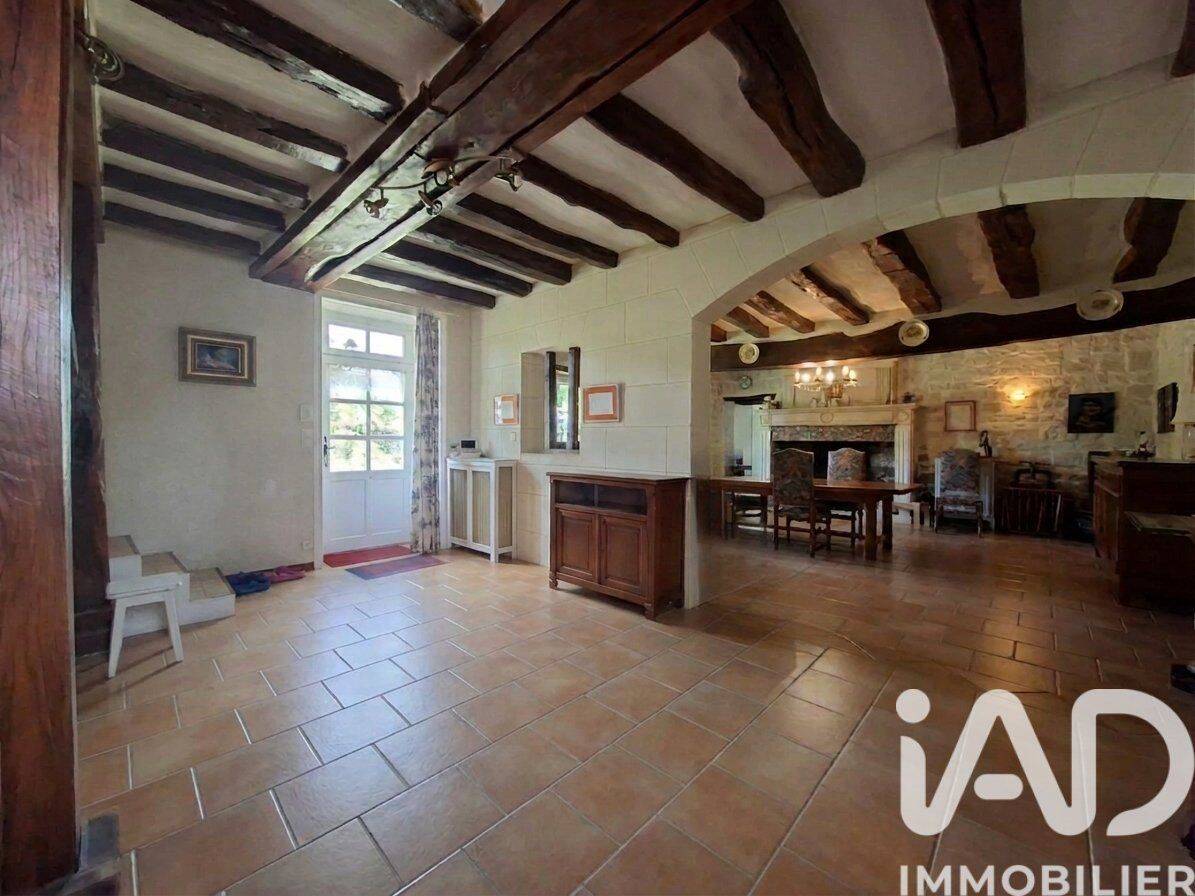 Maison 8 pièces 179 m² · à Restigné · 179 m² · 299 000 €
