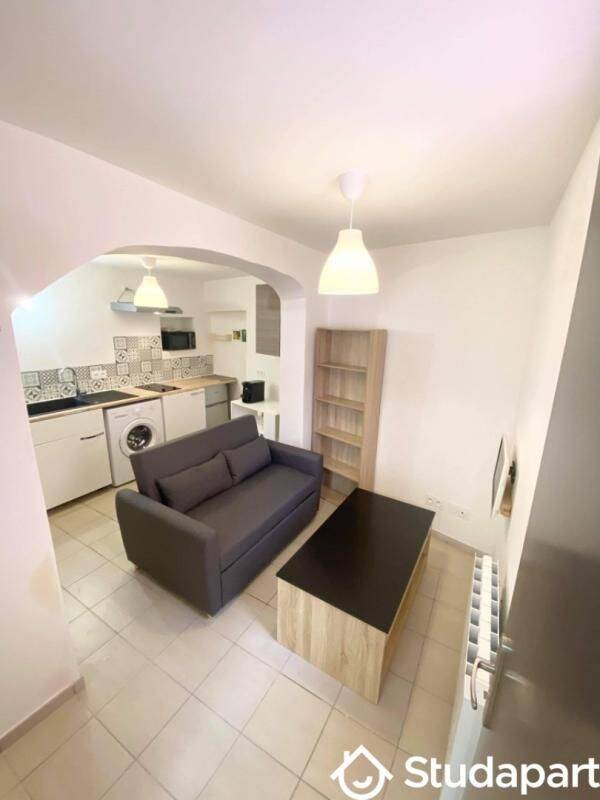 Appartement 1 pièce 18 m² · à Givors · 18 m² · 530 €