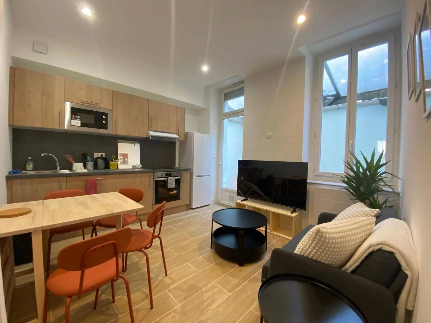 Appartement 4 pièces 61 m² · à Marseille 5ème Arrondissement · 61 m² · 1 490 €/mois