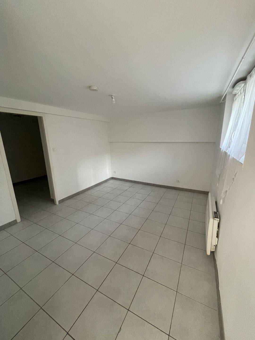 Appartement 1 pièce 30 m² · à Orléans · 29,8 m² · 529 €