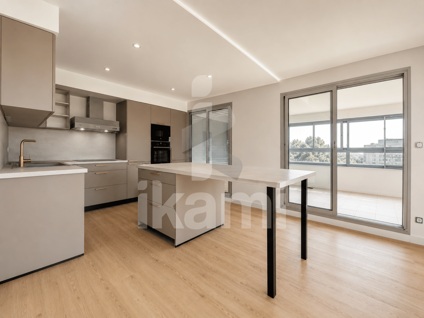 Appartement 5 pièces 153 m² · à Valence · 152,8 m² · 365 000 €