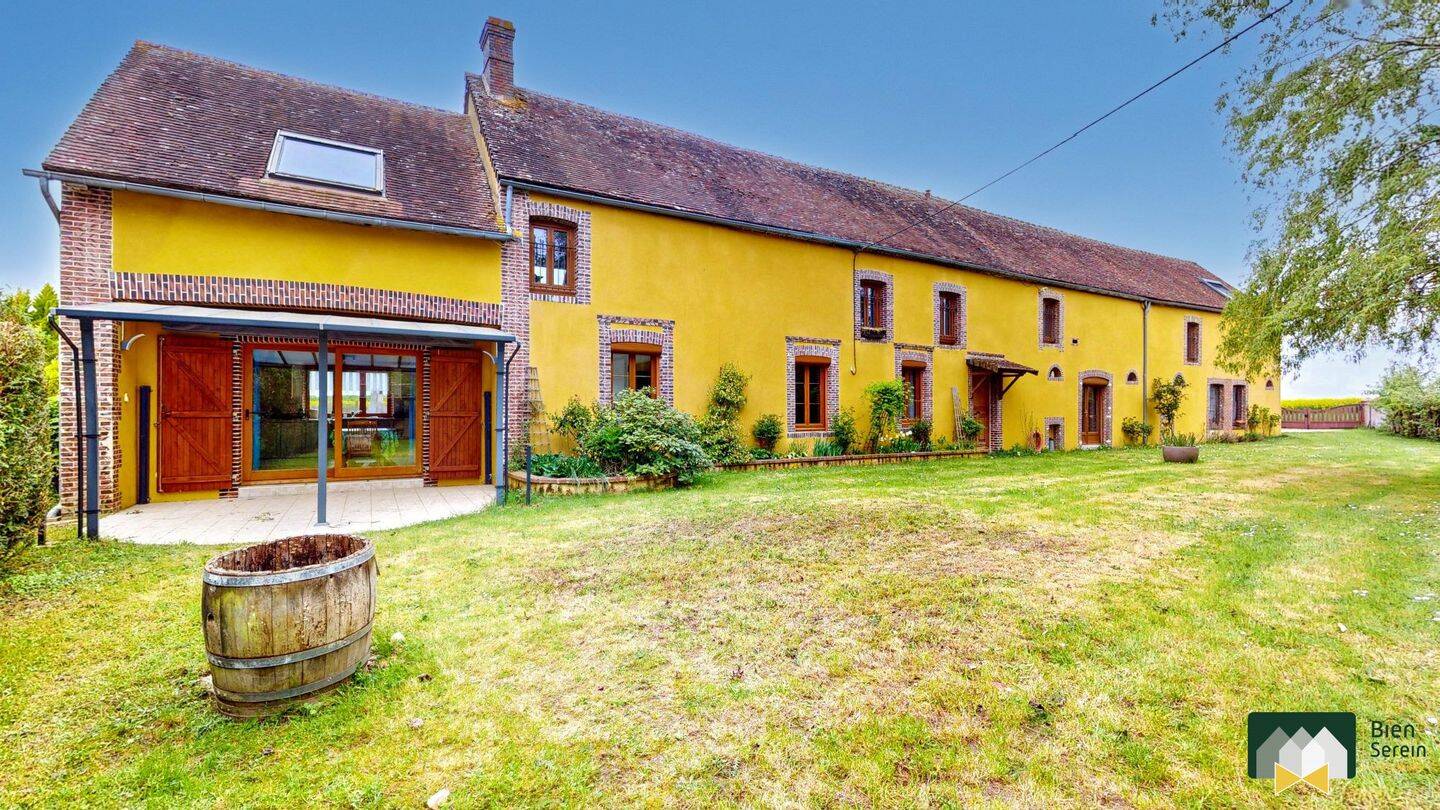 Maison 8 pièces 267 m² · à Vaupillon · 267 m² · 299 000 €
