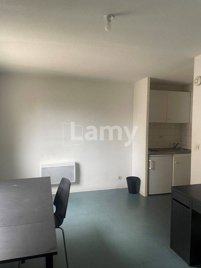 Appartement 1 pièce 22 m² · à Lille · 21,5 m² · 466 €