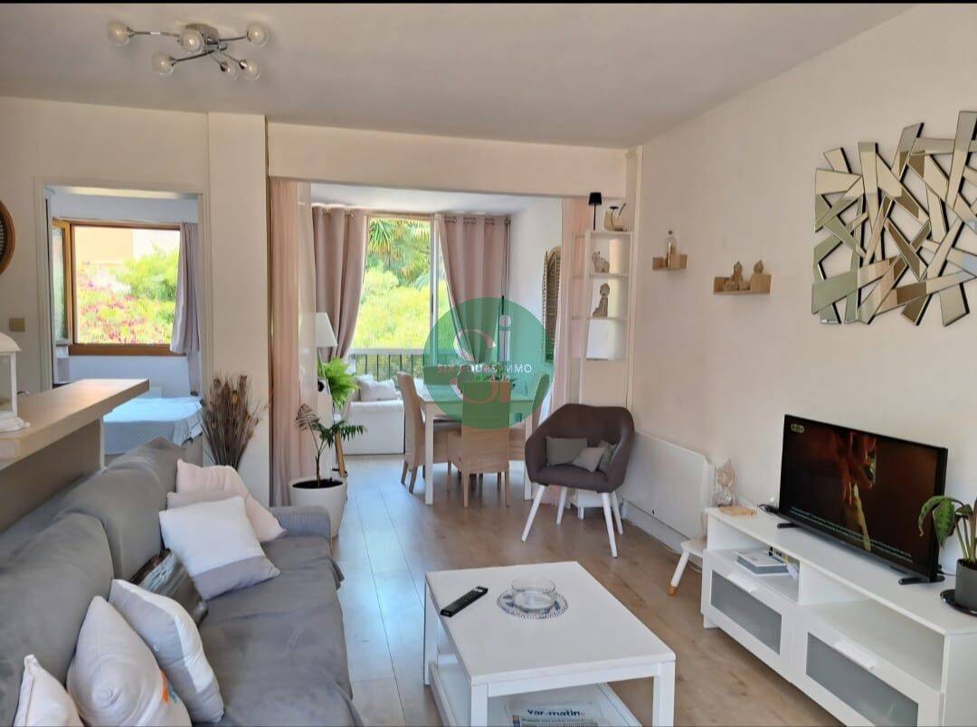 Appartement 2 pièces 35 m² · à Sanary-sur-Mer · 35,4 m² · 237 000 €