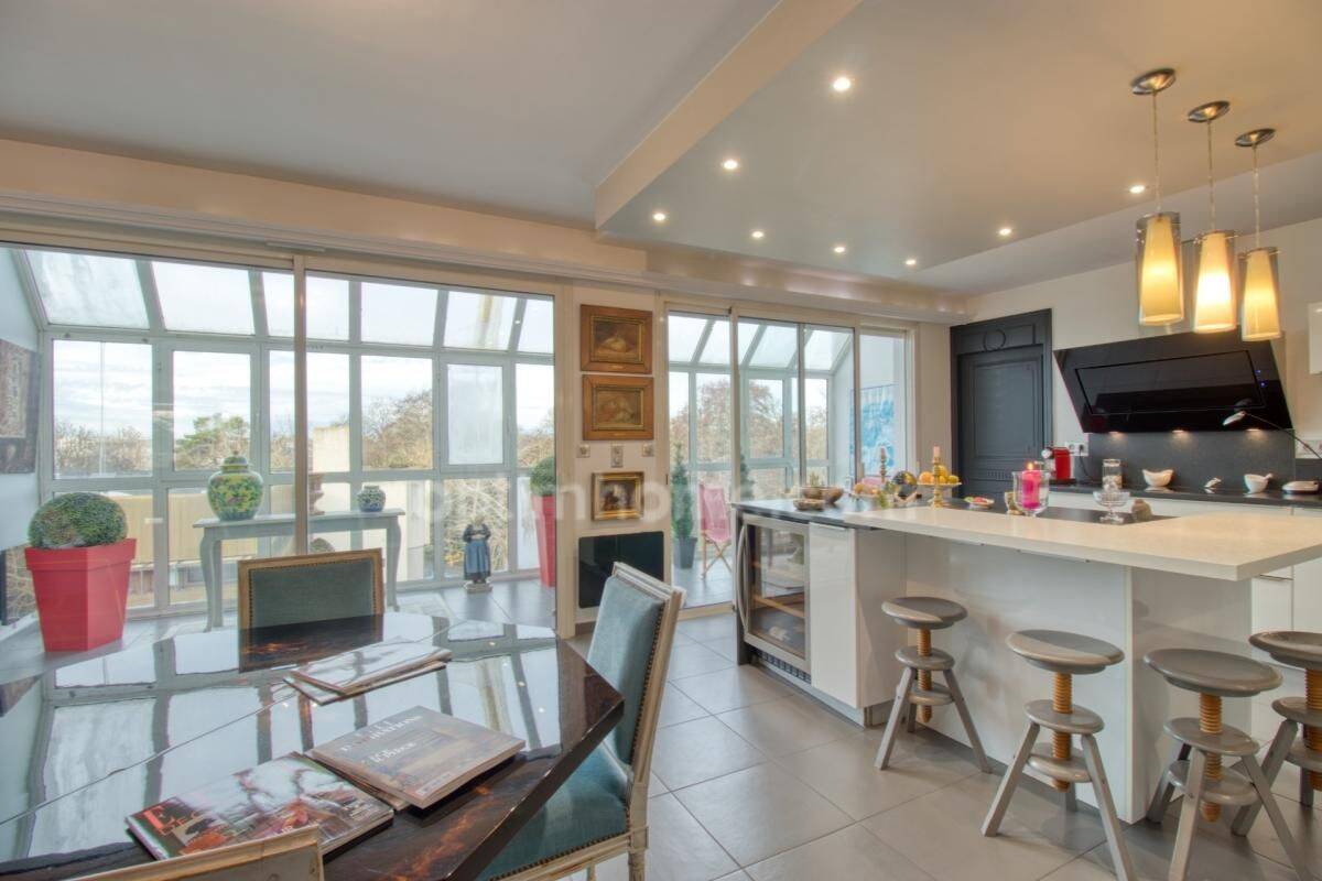 Appartement 6 pièces 220 m² · à La Rochelle · 220 m² · 999 500 €