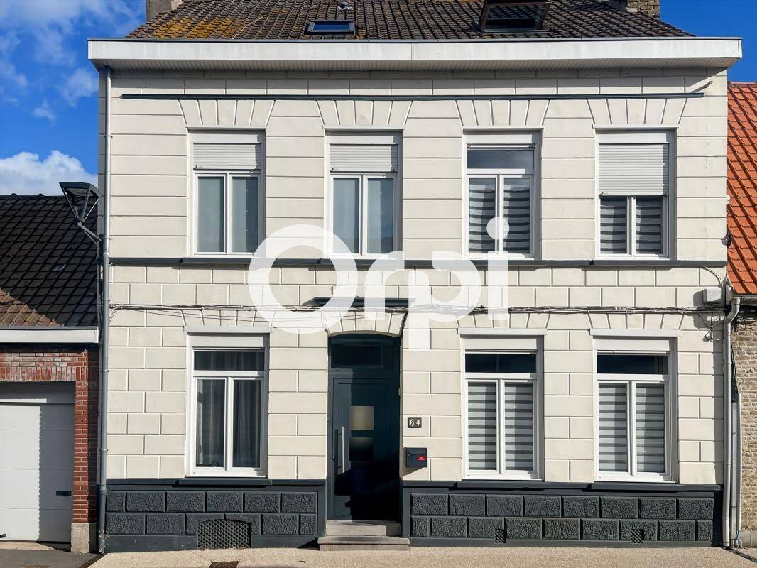 Maison 6 pièces 210 m² · à Hondschoote · 210 m² · 294 000 €
