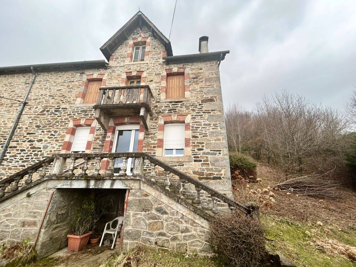 Maison 5 pièces 130 m² · à Albussac · 130 m² · 69 300 €