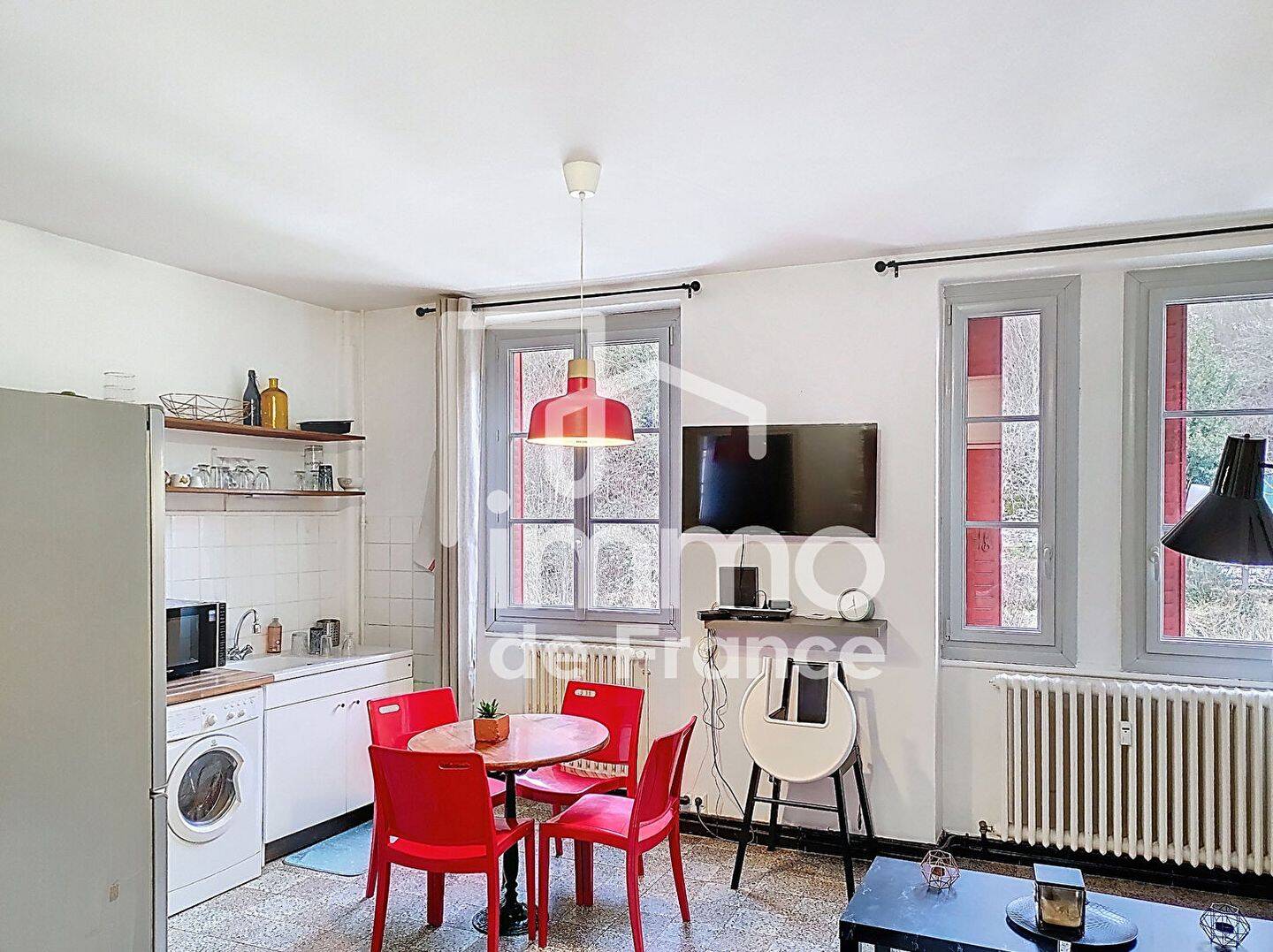 Appartement 3 pièces 44 m² · à Nantua · 44,3 m² · 615 €
