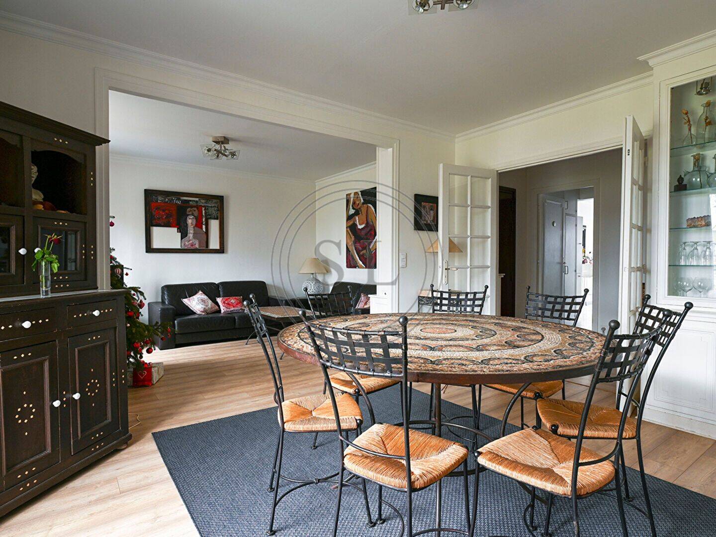 Appartement 5 pièces 111 m² · à Versailles · 111 m² · 2 534 €/mois