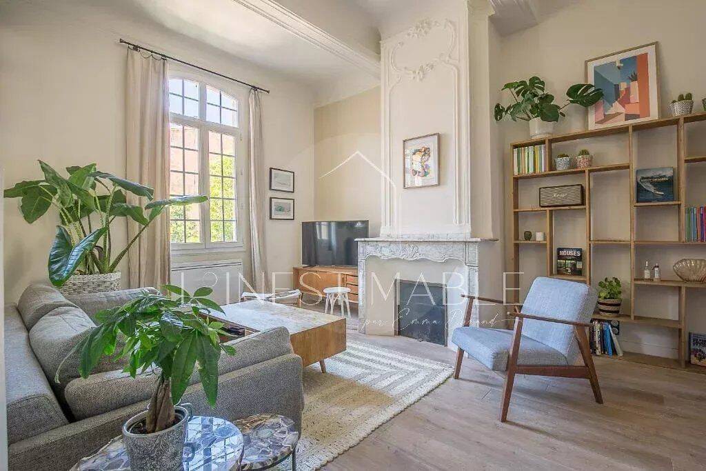 Appartement 3 pièces 73 m² · à Aix-en-Provence · 73 m² · 2 000 €